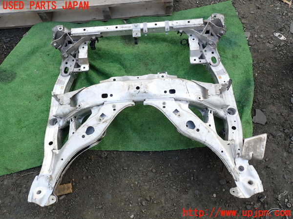 1UPJ-9232225285]BMW アクティブハイブリッド7(AH7)(YA30) F04フロントメンバー 中古_2