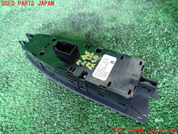 1UPJ-9232226240]BMW アクティブハイブリッド7(AH7)(YA30) F04右前パワーウィンドウスイッチ 中古_2