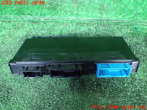 1UPJ-9232226149]BMW アクティブハイブリッド7(AH7)(YA30) F04コンピューター4 電子ジャンクションボックス 中古_3