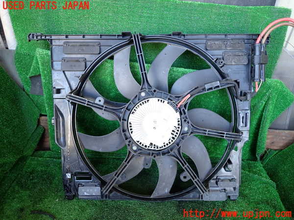 1UPJ-9232226836]BMW アクティブハイブリッド7(AH7)(YA30) F04電動ファン1 中古_2