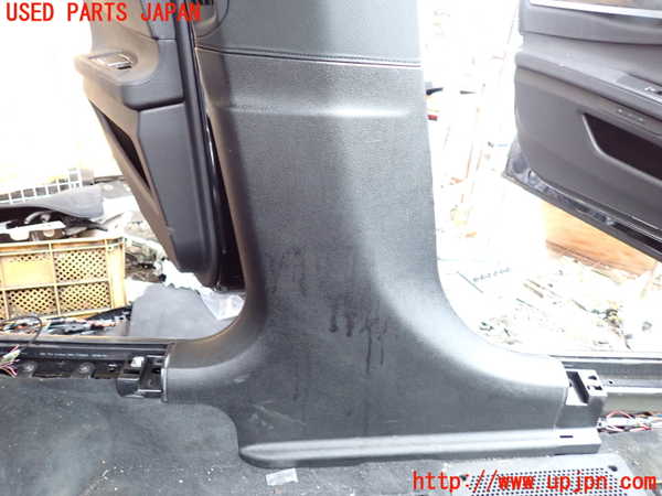 1UPJ-9232227670]BMW アクティブハイブリッド7(AH7)(YA30) F04左センターピラートリム 中古_3