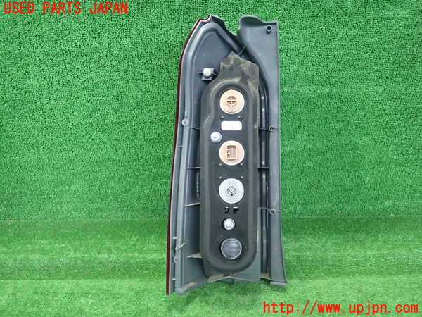1UPJ-9232231530]プロボックス バン ハイブリッド(NHP160V)右テールランプ 中古_3