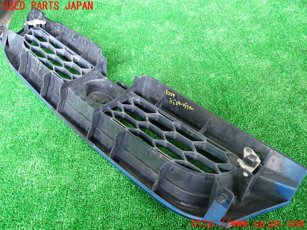 1UPJ-9232241050]インプレッサ F型 WRX-STi(GC8)ラジエターグリル 中古_2