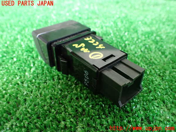 1UPJ-9232246300]インプレッサ F型 WRX-STi(GC8)デフォッガースイッチ 中古_2