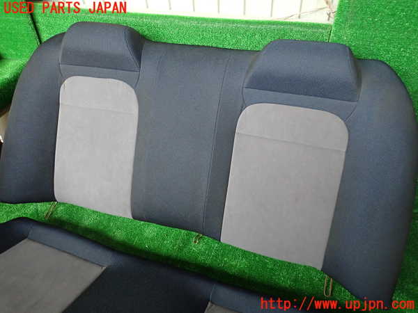 1UPJ-9232247385]インプレッサ F型 WRX-STi(GC8)リアシート 中古_2