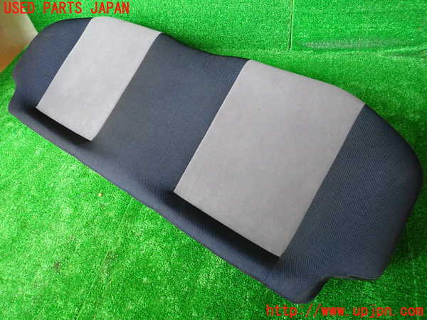1UPJ-9232247385]インプレッサ F型 WRX-STi(GC8)リアシート 中古_4