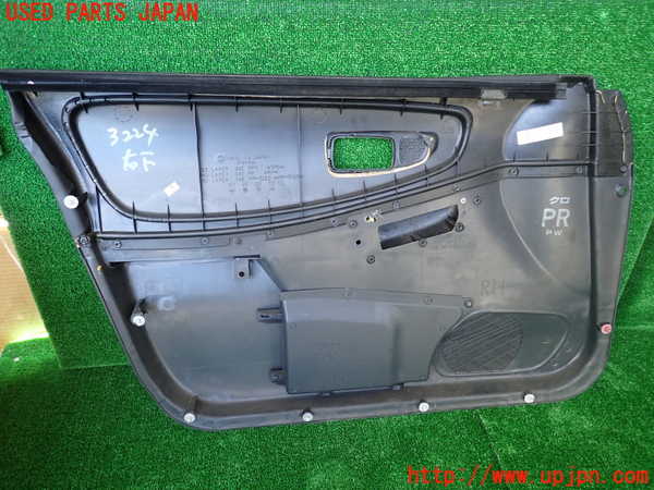 1UPJ-9232241234]インプレッサ F型 WRX-STi(GC8)右前ドア内張り 中古_2