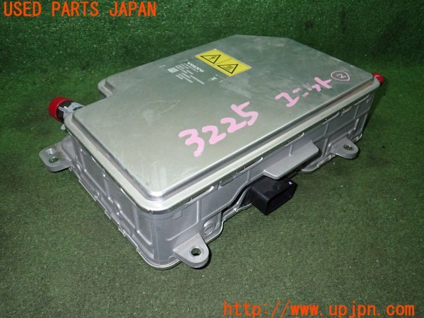 3UPJ=9232250581]ボルボ C40 リチャージ(XE400RXCE)純正 32383807 バッテリー チャージャー コンバーター インバーター ユニット  中古_2
