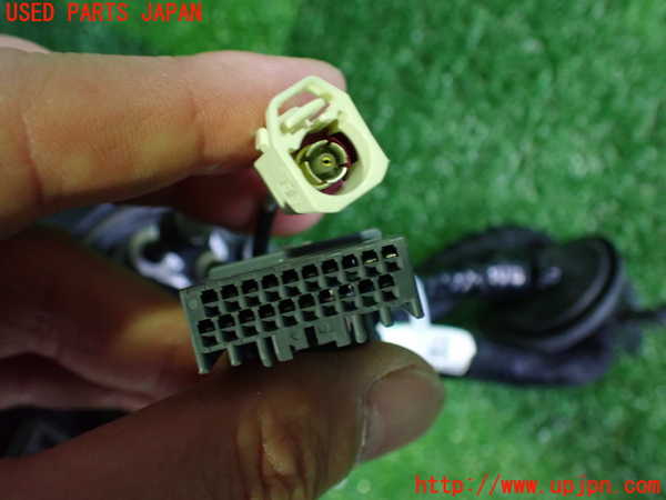 2UPJ-9232251212]ボルボ・EC40(C40 リチャージ)(XE400RXCE)左ドアミラー 中古_3