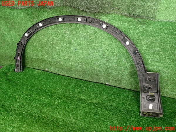 2UPJ-9232251440]ボルボ・EC40(C40 リチャージ)(XE400RXCE)右前オーバーフェンダー 【ジャンク品】 中古_4