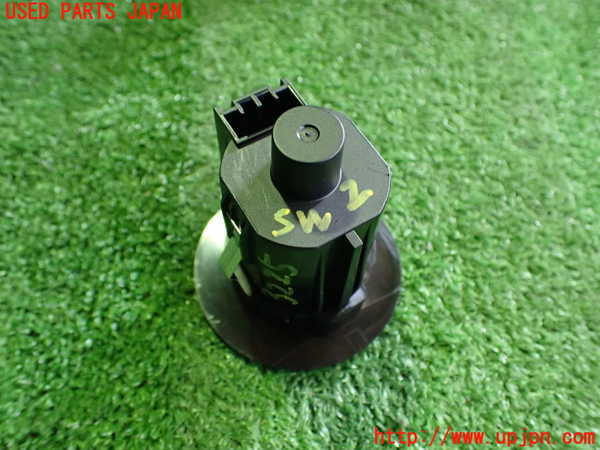 2UPJ-9232256307]ボルボ・EC40(C40 リチャージ)(XE400RXCE)スイッチ2 (助手席エアバッグON/OFF) 中古_2