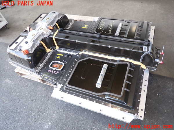 2UPJ-9232256911]ボルボ・EC40(C40 リチャージ)(XE400RXCE)ハイブリッドバッテリー1 中古_2