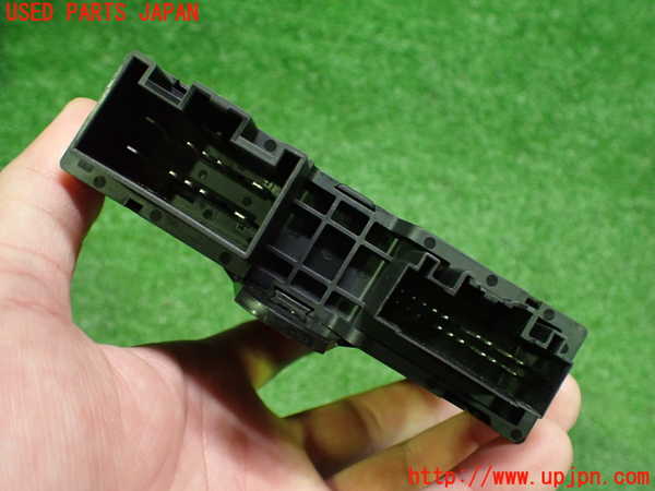 2UPJ-9232256157]ボルボ・EC40(C40 リチャージ)(XE400RXCE)コンピューター12 (テールゲートコントロール) 中古_3