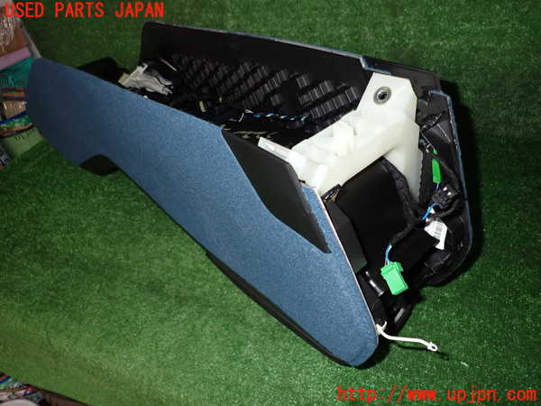 2UPJ-9232257540]ボルボ・EC40(C40 リチャージ)(XE400RXCE)センターコンソール 【ジャンク品】 中古_4