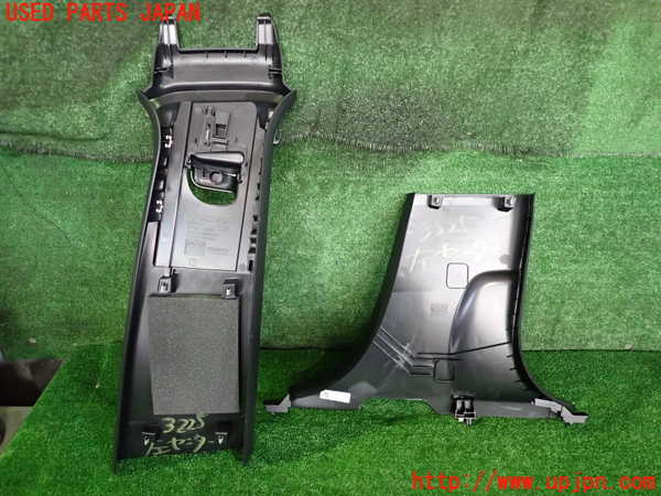 2UPJ-9232257670]ボルボ・EC40(C40 リチャージ)(XE400RXCE)左センターピラートリム 中古_2