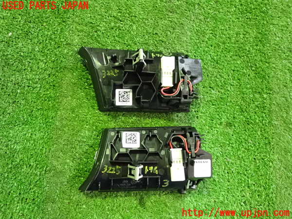2UPJ-9232257693]ボルボ・EC40(C40 リチャージ)(XE400RXCE)内装トリム類3 中古_2
