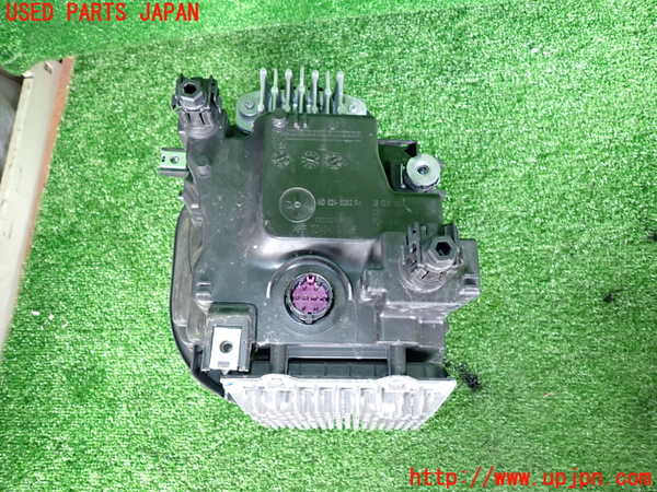 2UPJ-9232261130]ジープ・レネゲード(BV13PM)右ヘッドライト LED 中古_3