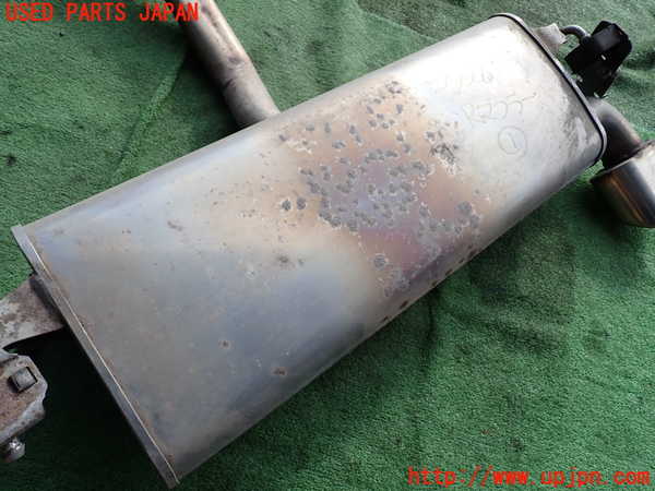 2UPJ-9232262671]ジープ・レネゲード(BV13PM)リアマフラー1 中古_2