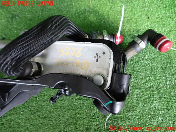 2UPJ-9232266031]ジープ・レネゲード(BV13PM)エアコンコンデンサー1 中古_3