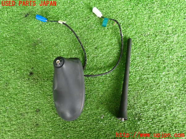 2UPJ-9232266550]ジープ・レネゲード(BV13PM)アンテナ 中古_2
