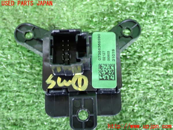 2UPJ-9232266306]ジープ・レネゲード(BV13PM)スイッチ1 (電動パーキングブレーキ) 中古_2