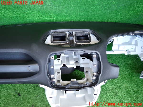2UPJ-9232267505]ジープ・レネゲード(BV13PM)ダッシュボード 中古_4