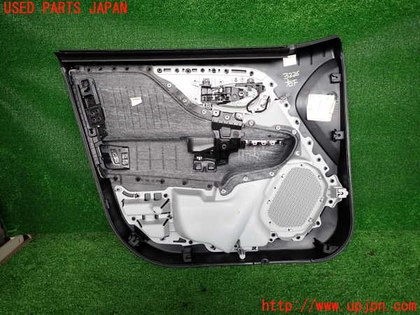2UPJ-9232261234]ジープ・レネゲード(BV13PM)右前ドア内張り 中古_2