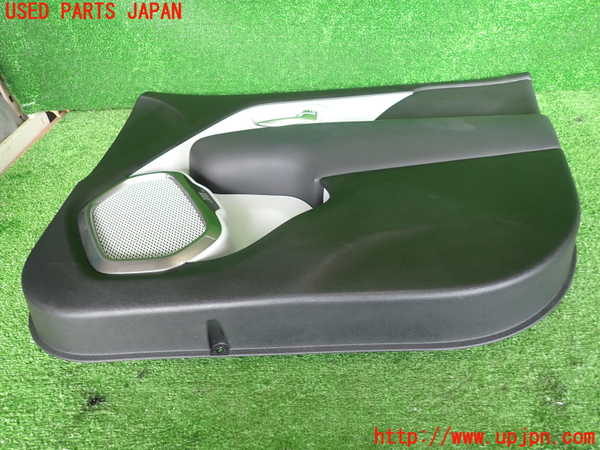 2UPJ-9232261234]ジープ・レネゲード(BV13PM)右前ドア内張り 中古_5