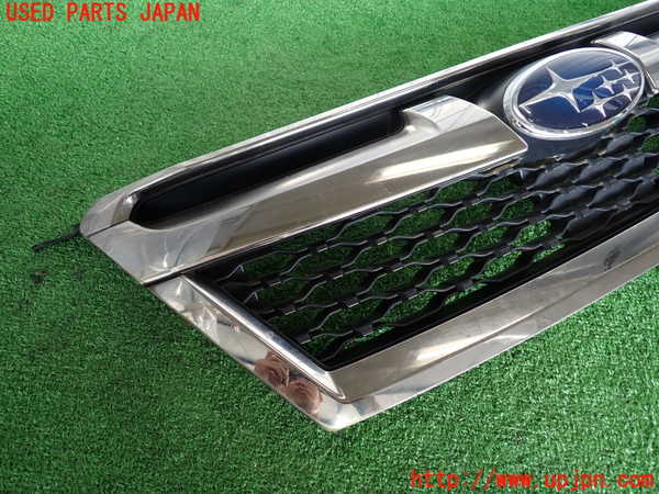 2UPJ-9232271050]レガシィ ワゴン(BRM)ラジエターグリル 中古_3