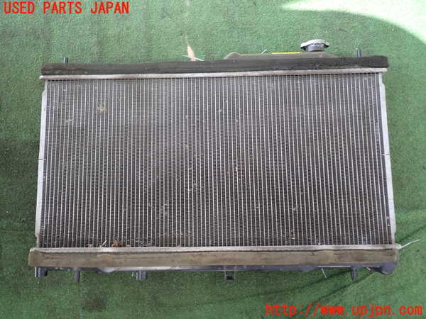 2UPJ-9232272321]レガシィ ワゴン(BRM)ラジエーター1 中古_2
