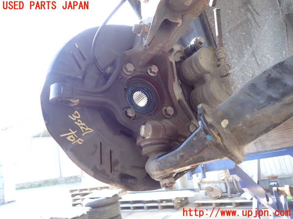 2UPJ-9232274290]レガシィ ワゴン(BRM)右フロントナックルハブ 中古_2