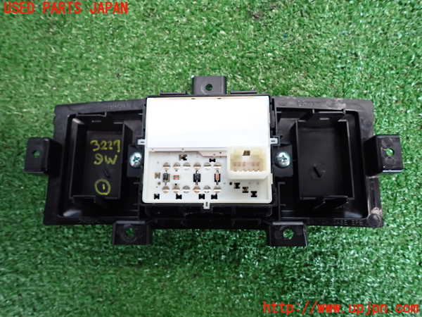 2UPJ-9232276306]レガシィ ワゴン(BRM)スイッチ1 (パーキング) 中古_2
