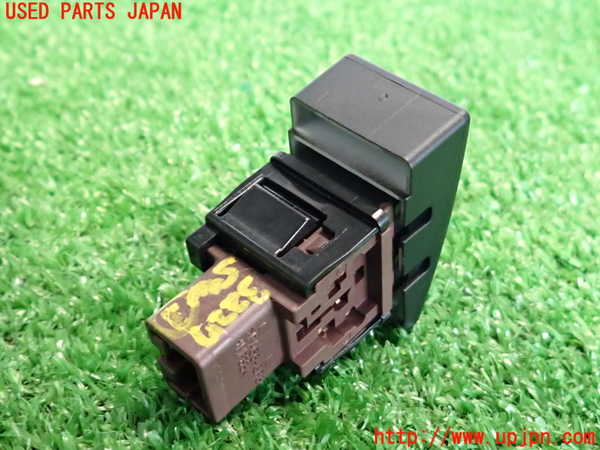 2UPJ-9232276308]レガシィ ワゴン(BRM)スイッチ3 (アイドリングストップOFF) 中古_2