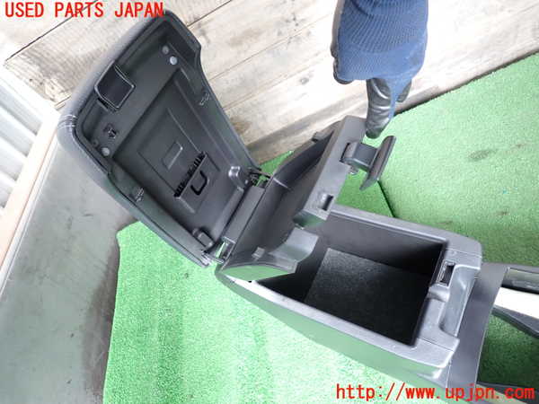 2UPJ-9232277540]レガシィ ワゴン(BRM)センターコンソール 中古_3