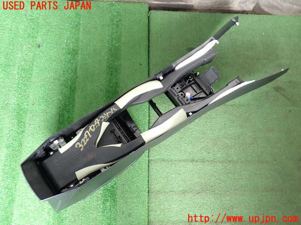 2UPJ-9232277540]レガシィ ワゴン(BRM)センターコンソール 中古_4