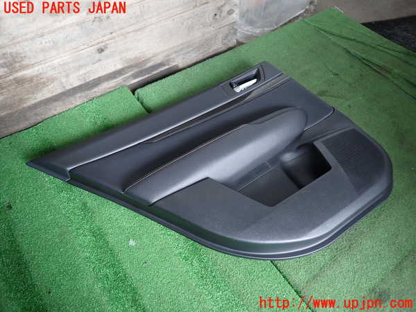 2UPJ-9232271324]レガシィ ワゴン(BRM)左後ドア内張り 中古_2