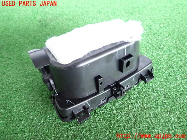 2UPJ-9232277810]レガシィ ワゴン(BRM)ドリンクホルダー 中古_4