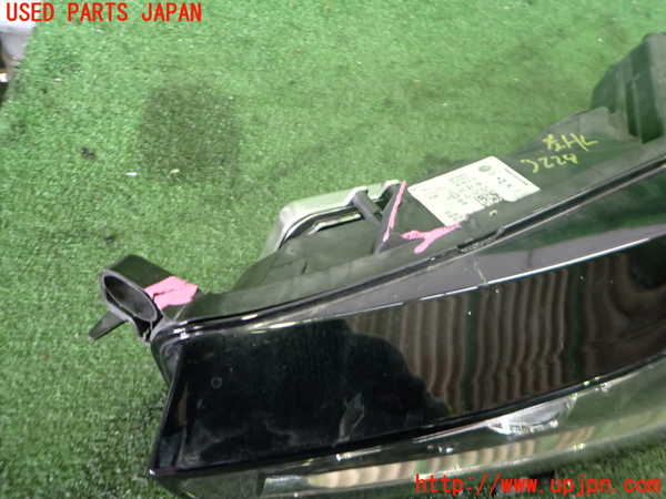 2UPJ-9232291132]ジャガー・XE(JA2NA)左ヘッドライト HID 中古_2
