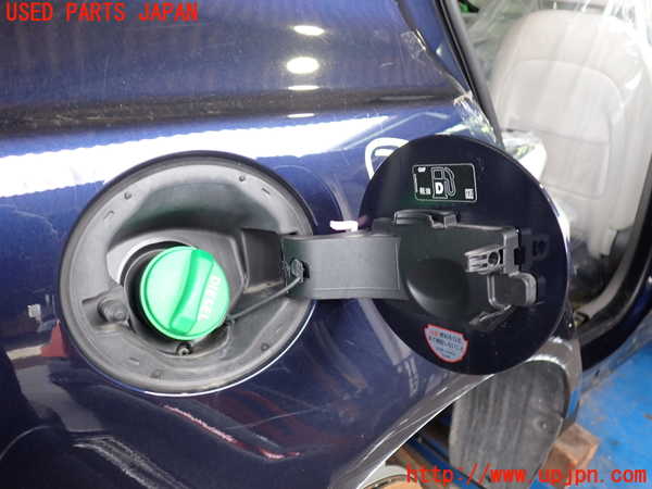 2UPJ-9232291690]ジャガー・XE(JA2NA)フューエルリッド 中古_3