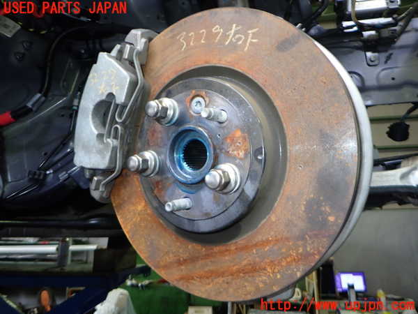 2UPJ-9232294290]ジャガー・XE(JA2NA)右フロントナックルハブ 中古_2