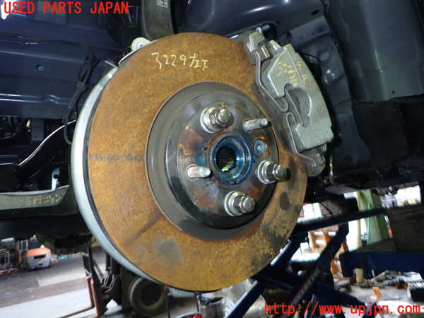 2UPJ-9232294295]ジャガー・XE(JA2NA)左フロントナックルハブ 中古_2