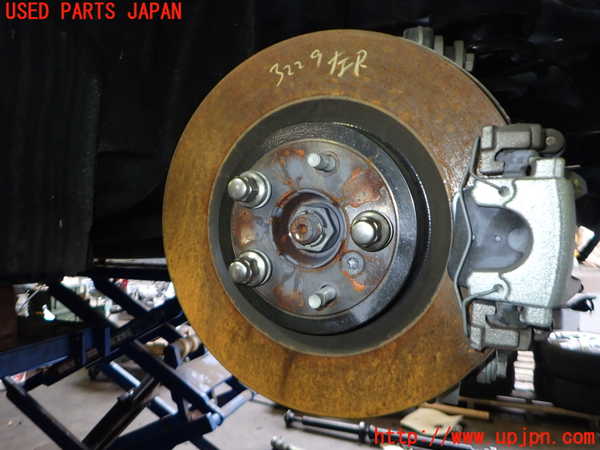 2UPJ-9232294305]ジャガー・XE(JA2NA)左リアナックルハブ 中古_2