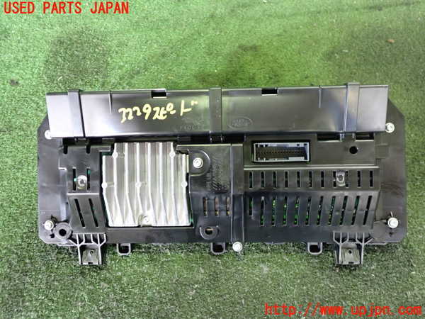 2UPJ-9232296170]ジャガー・XE(JA2NA)スピードメーター 中古_2
