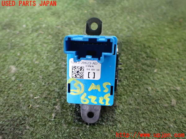 2UPJ-9232296310]ジャガー・XE(JA2NA)スイッチ5 (電動パーキングブレーキ) 中古_2