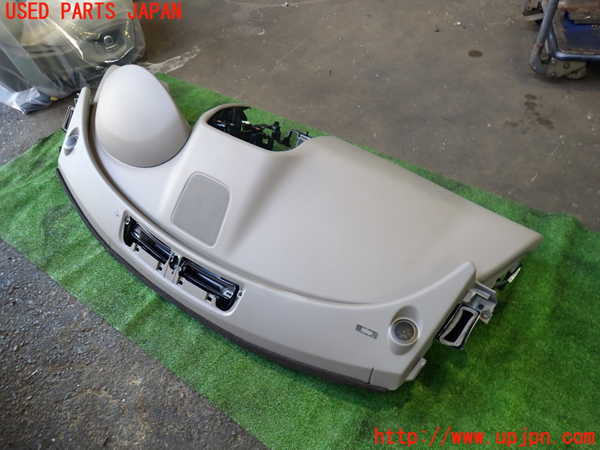2UPJ-9232297505]ジャガー・XE(JA2NA)ダッシュボード 中古_2