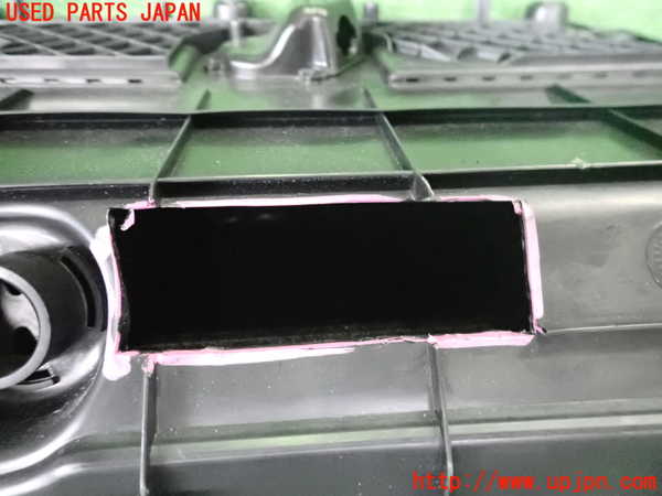 2UPJ-9232297516]ジャガー・XE(JA2NA)グローブボックス1 中古_4