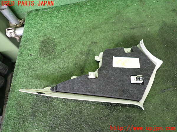 2UPJ-9232297680]ジャガー・XE(JA2NA)左リアピラートリム 中古_2