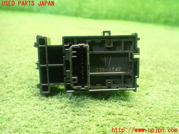 1UPJ-9232306310]アクア(AQUA)(MXPK11)スイッチ5 (右リアPWスイッチ) 中古_3