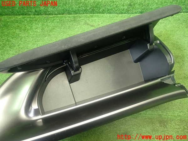 1UPJ-9232307516]アクア(AQUA)(MXPK11)グローブボックス1 中古_4