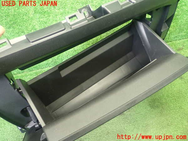1UPJ-9232307517]アクア(AQUA)(MXPK11)グローブボックス2 中古_2